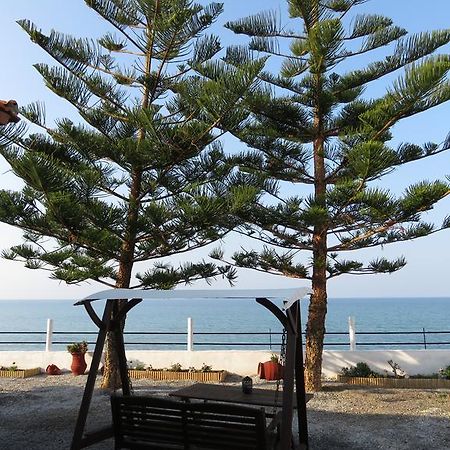 Frosso'S Sea Apartments Kokkini Hani Bagian luar foto