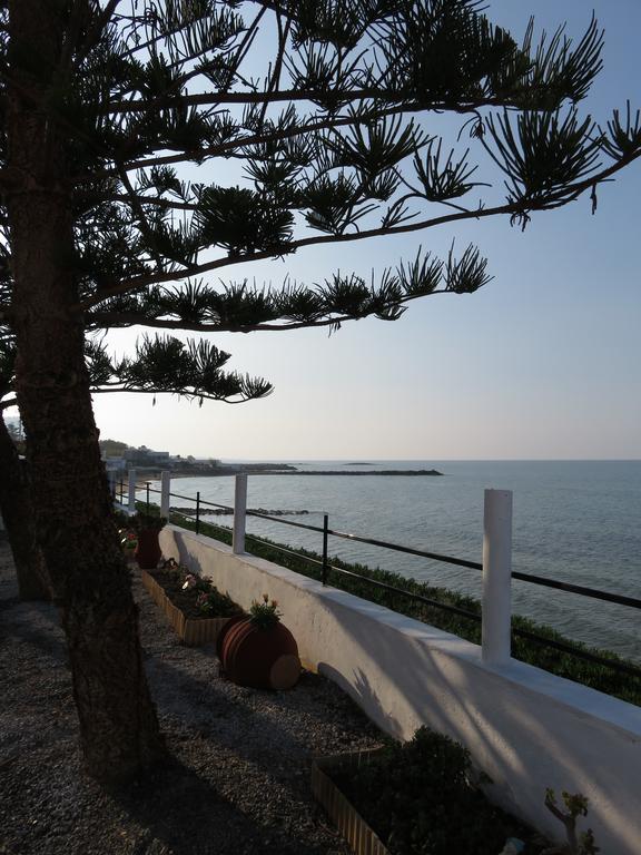 Frosso'S Sea Apartments Kokkini Hani Bagian luar foto