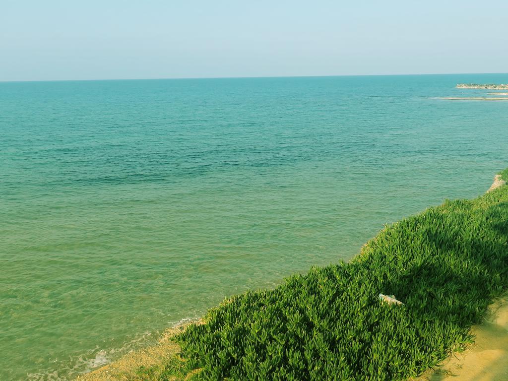 Frosso'S Sea Apartments Kokkini Hani Bagian luar foto
