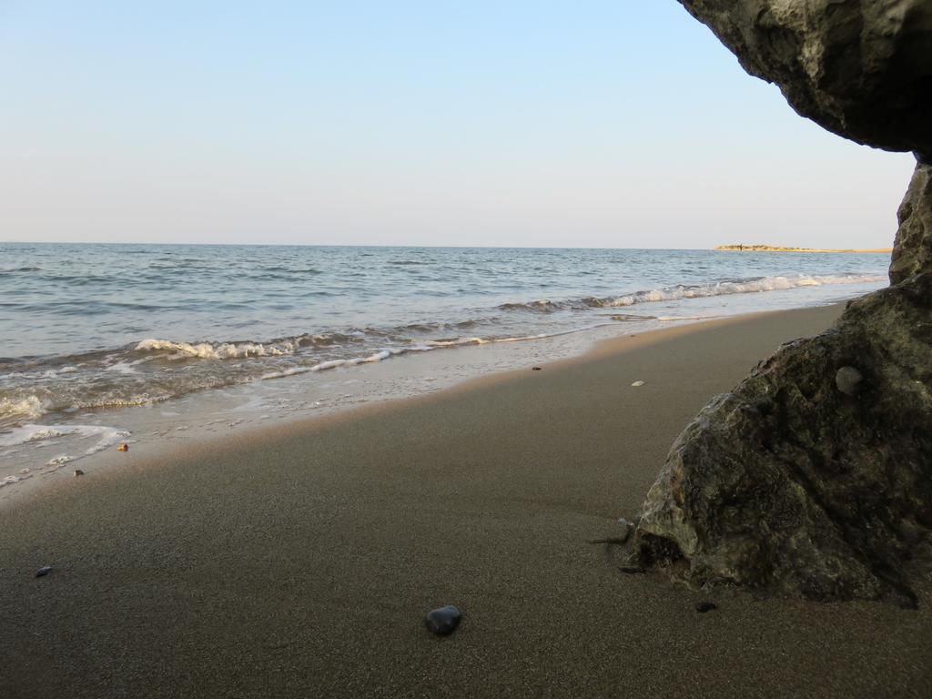 Frosso'S Sea Apartments Kokkini Hani Bagian luar foto