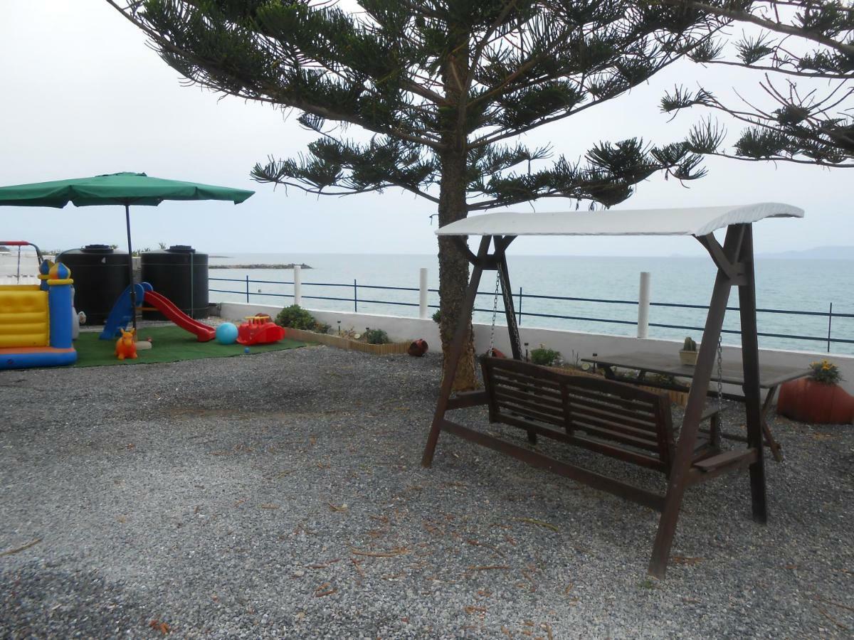 Frosso'S Sea Apartments Kokkini Hani Bagian luar foto