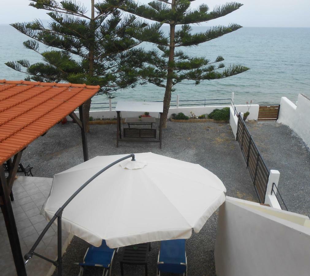 Frosso'S Sea Apartments Kokkini Hani Bagian luar foto